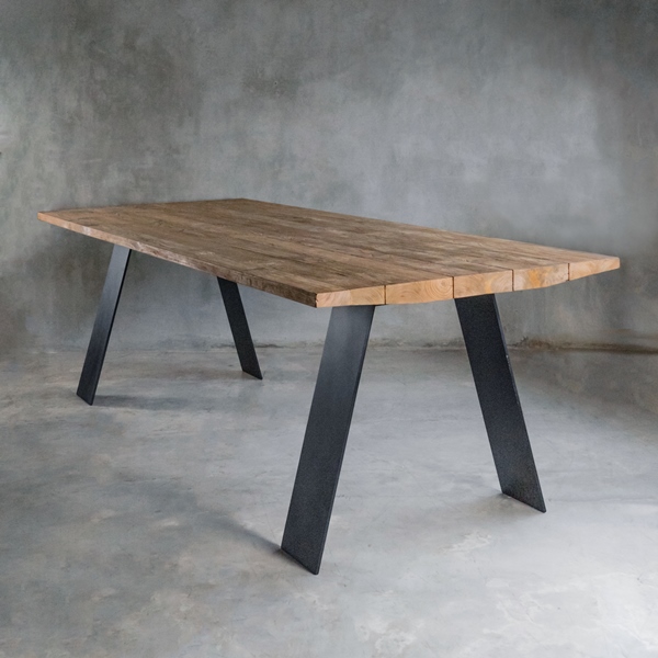 Bondy Dining Table metall leg